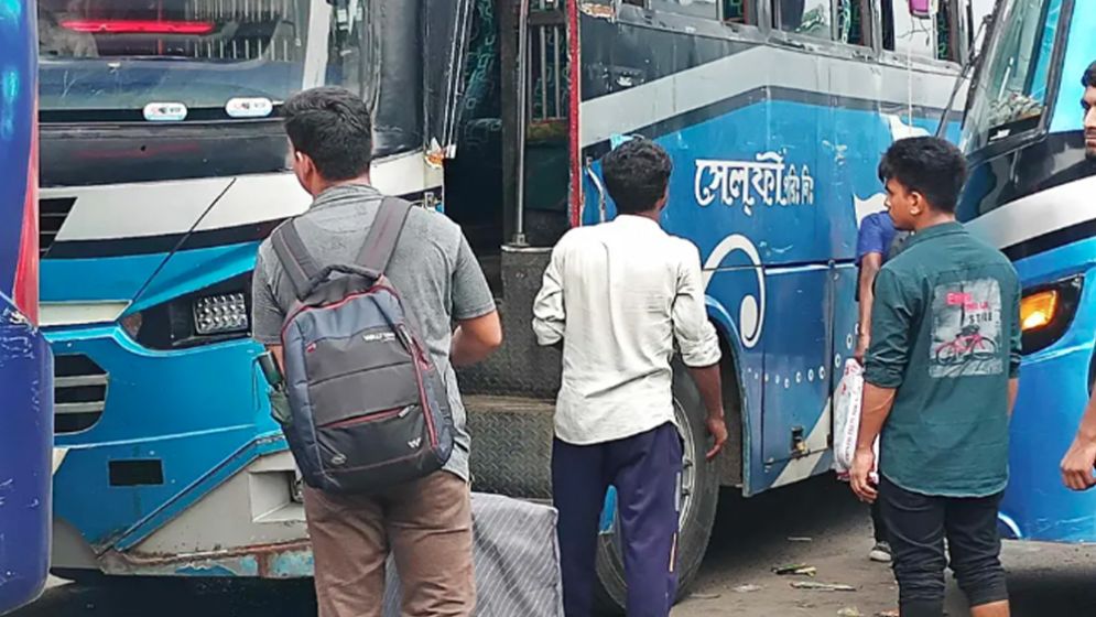 People leaving Dhaka even on second day of Eid