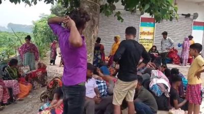 BSF hands over more than 100 'illegal Bangladeshis' to BGB