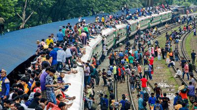 Man killed after falling from moving train roof in Mymensingh