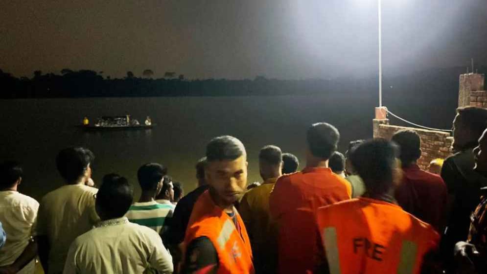 Crocodile drags away girl at Bagerhat’s Khan Jahan Ali Mazar pond