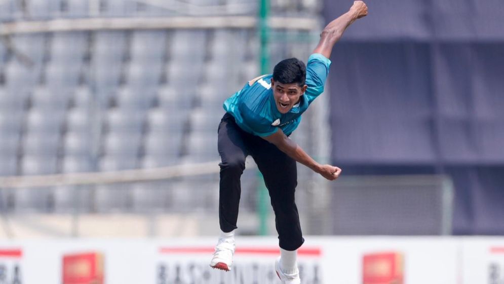 Run-fests, thrillers dominate high-scoring matchday