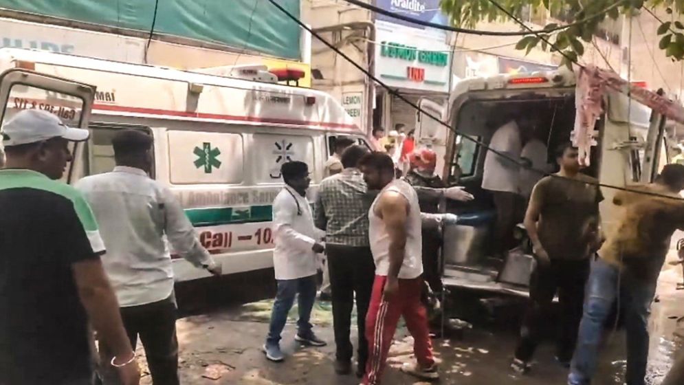 New Delhi hotel fire kills at least 21