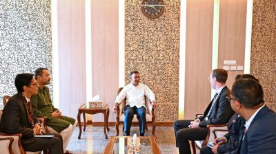 UNDP Resident Representative meets PM