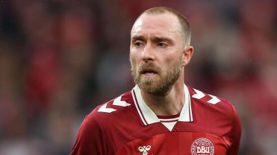 Eriksen collapses again, but this time his pacemaker saves him