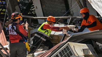Outdoor hospitals, cut-off communities as Philippine quake toll hits 41