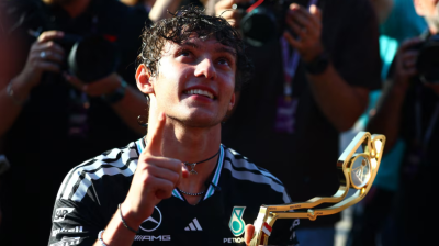 Title to lose? Antonelli set for history either way