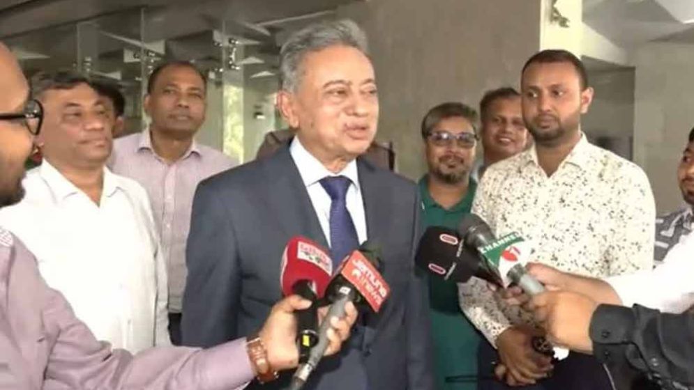 Finance minister arrives at Jatiya Sangsad to place National Budget 2026-27