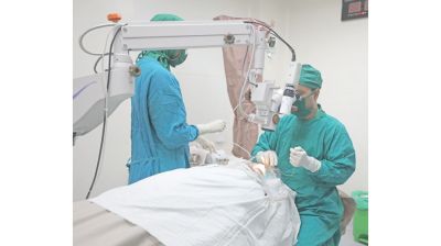 Bashundhara Eye Hospital provides free eye surgery on 19 underprivileged patients