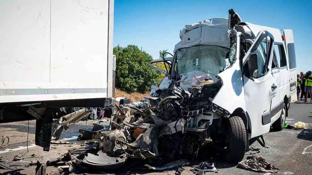 Eight killed in Hungary motorway crashes