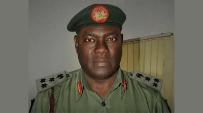 Nigeria's kidnapped ex-general dies in captivity