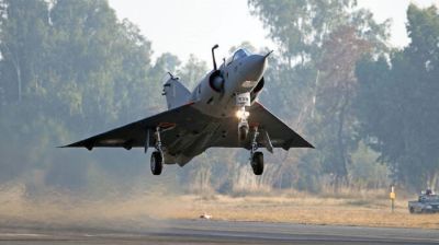 Pakistan military aircraft crashes, killing two pilots