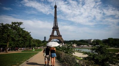 France restricts alcohol consumption as Europe swelters in heatwave
