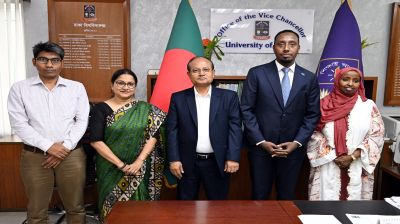Somali ambassador pays courtesy call on DU vice-chancellor