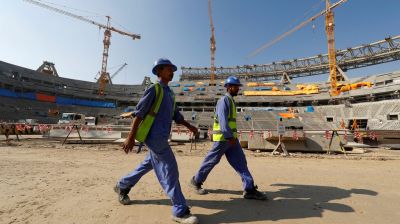 Heat protections for migrant workers falling short in Gulf states: HRW