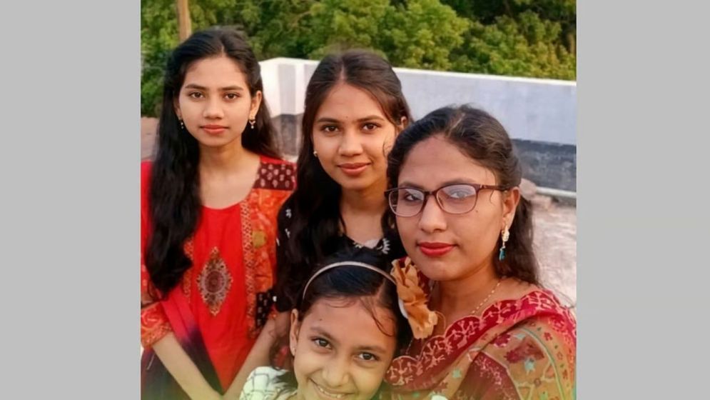 DU students want justice for Lakshmipur quadruple murder