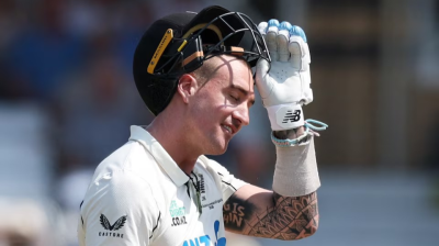 Tickner ruled out of rest of third Test with concussion