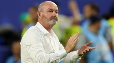Scotland coach Clarke steps down after WC exit