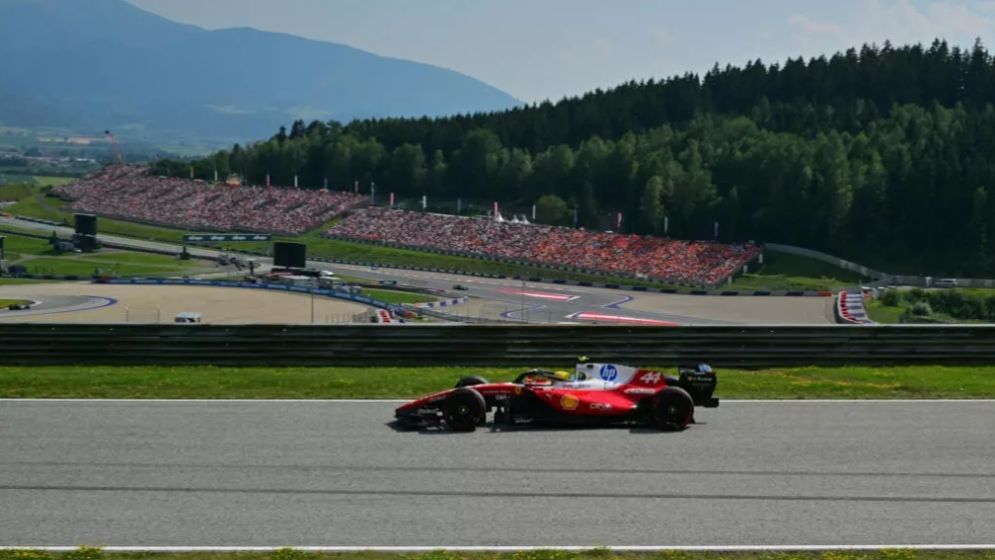 Hamilton laments lack of power and poor tyre performance