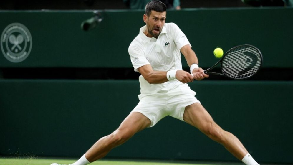 Djokovic sees off inspired Wu to reach second round