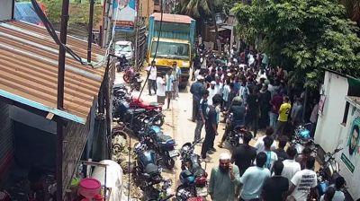 Motorcycle convoy sparks panic at Tongi factories amid scrap trade row