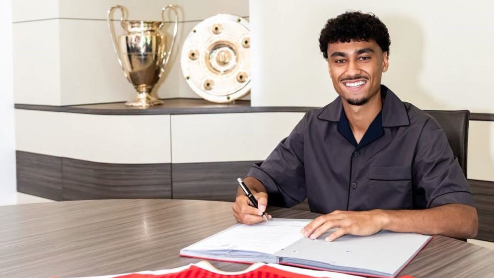 Bayern sign Germany defender Brown for USD63m