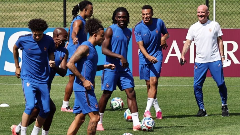 France wary of Paraguay revenge mission