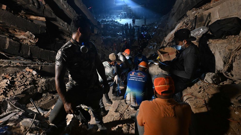 Venezuela earthquake death toll rises to nearly 3,000