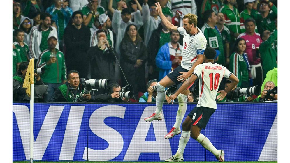 England defeat Mexico 3-2 to reach quarter-finals