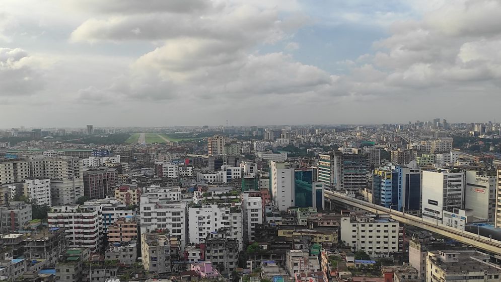 Dhaka's air quality remains moderate amid rain
