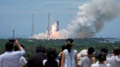 China successfully tests reusable rocket tech in challenge to US