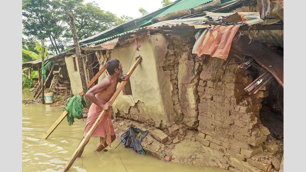 Flood death toll rises in Ctg division amid calls for relief