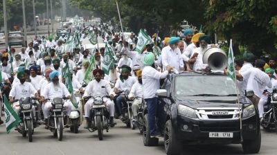 With 500 bikes and cars, Punjab farmers protest India-US trade deal