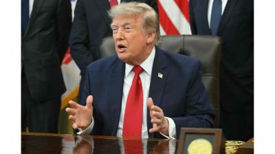 Iraq PM to meet Trump in Washington under pressure over Iran ties