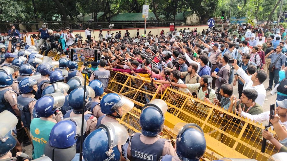 HSC students send six representatives to Secretariat