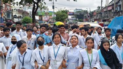 HSC candidates begin march to Secretariat demanding education minister's resignation