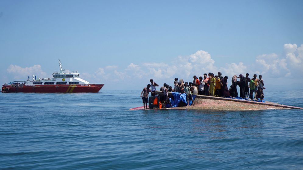 530 Rohingyas feared dead after two boats sink off Myanmar coast in Bay of Bengal