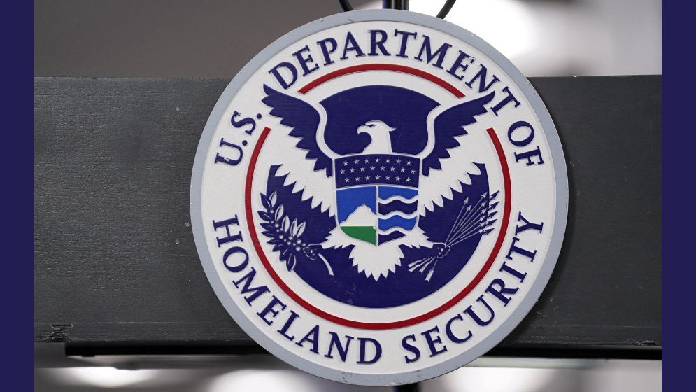 US to change visa regulations for foreign students, journalists