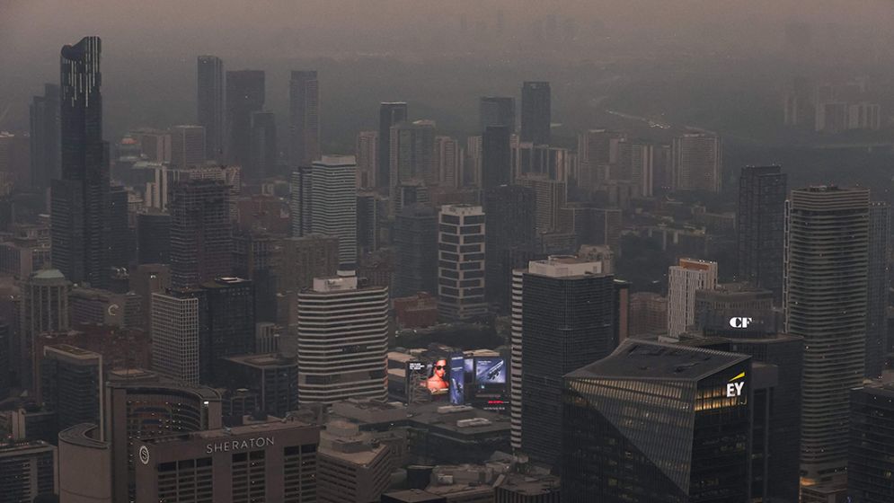 Toronto air ranked among world's worst as wildfire smoke billows south