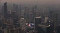 Toronto air ranked among world's worst as wildfire smoke billows south