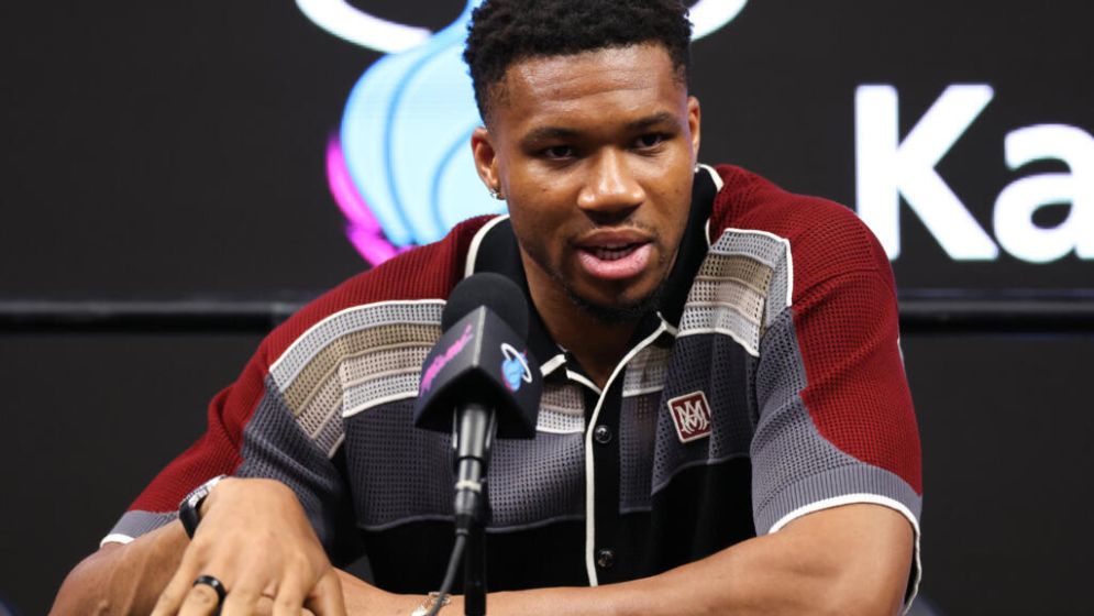 Messi set 'blueprint' for greatness: Antetokounmpo