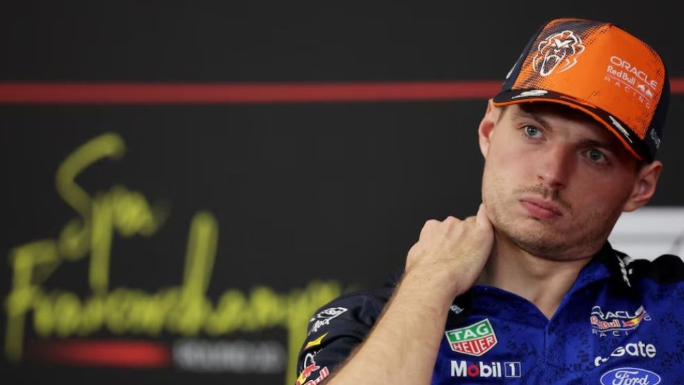 Verstappen reverts to old rear wing