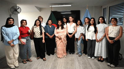 Bangladesh Mission in Geneva discusses foreign policy with students from Germany