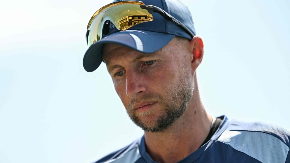 Brook urges England to follow Root's example