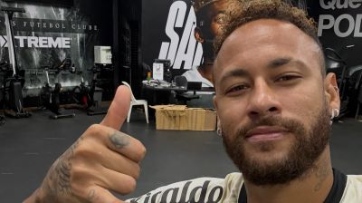 Neymar returns to Santos with questions over future