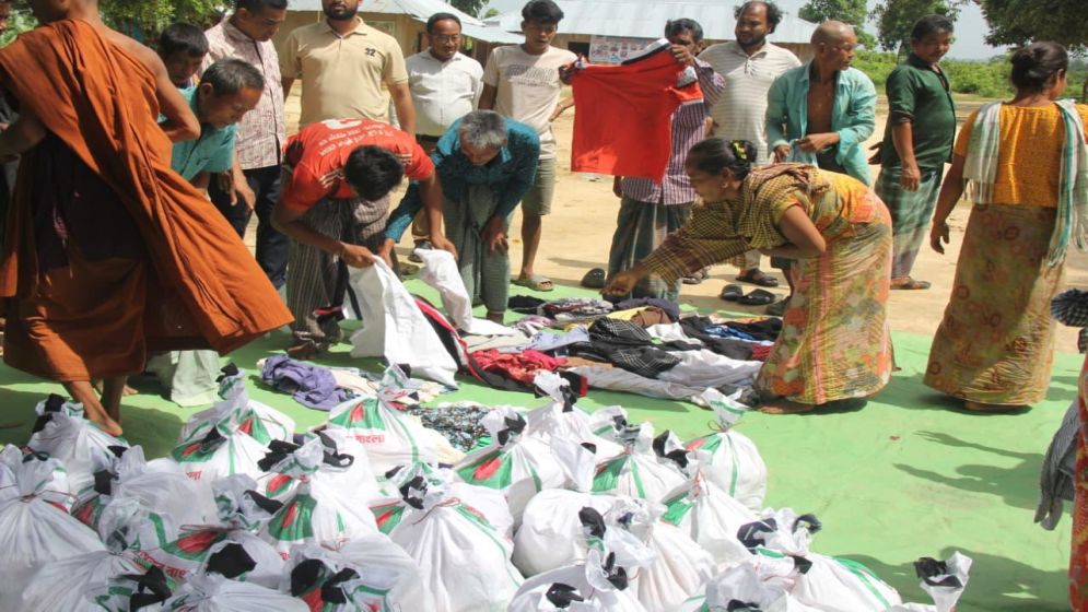 BRAC university volunteers conduct relief efforts in Khagrachhari