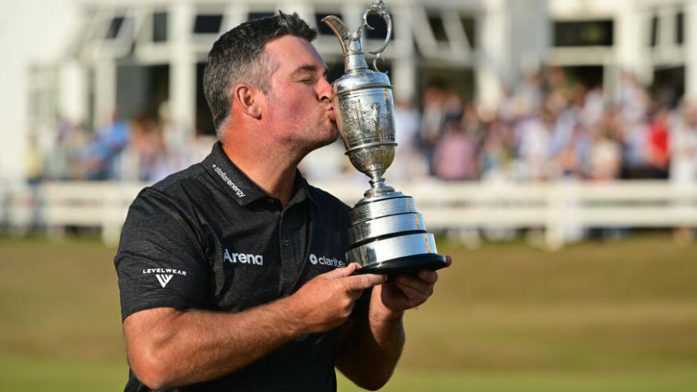 Ryan Fox emerges as NZ sports star