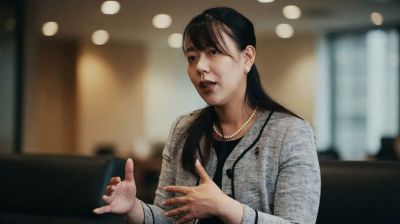 Japanese mayor makes history with maternity leave that caused a stir