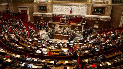 France becomes first EU country to ban social media access for under-15s