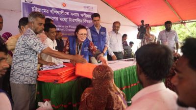 IOM provides emergency aid to 1,000 flood-hit families in Chattogram, Cox’s Bazar