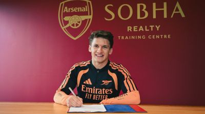 Arsenal sign forward Tzolis from Club Brugge